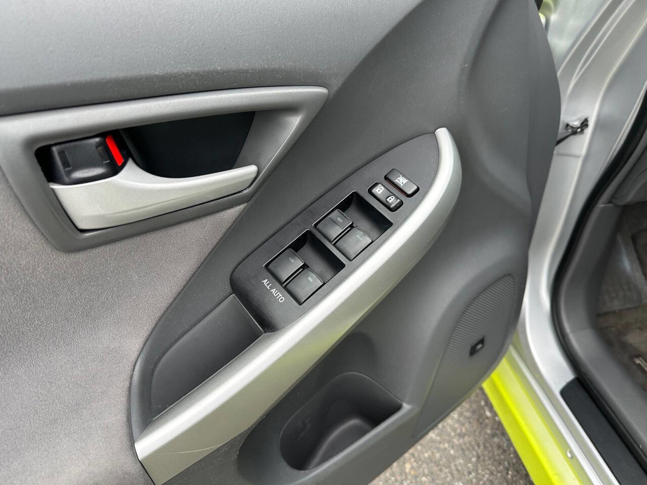 Used 2010 Toyota Prius Two image 36