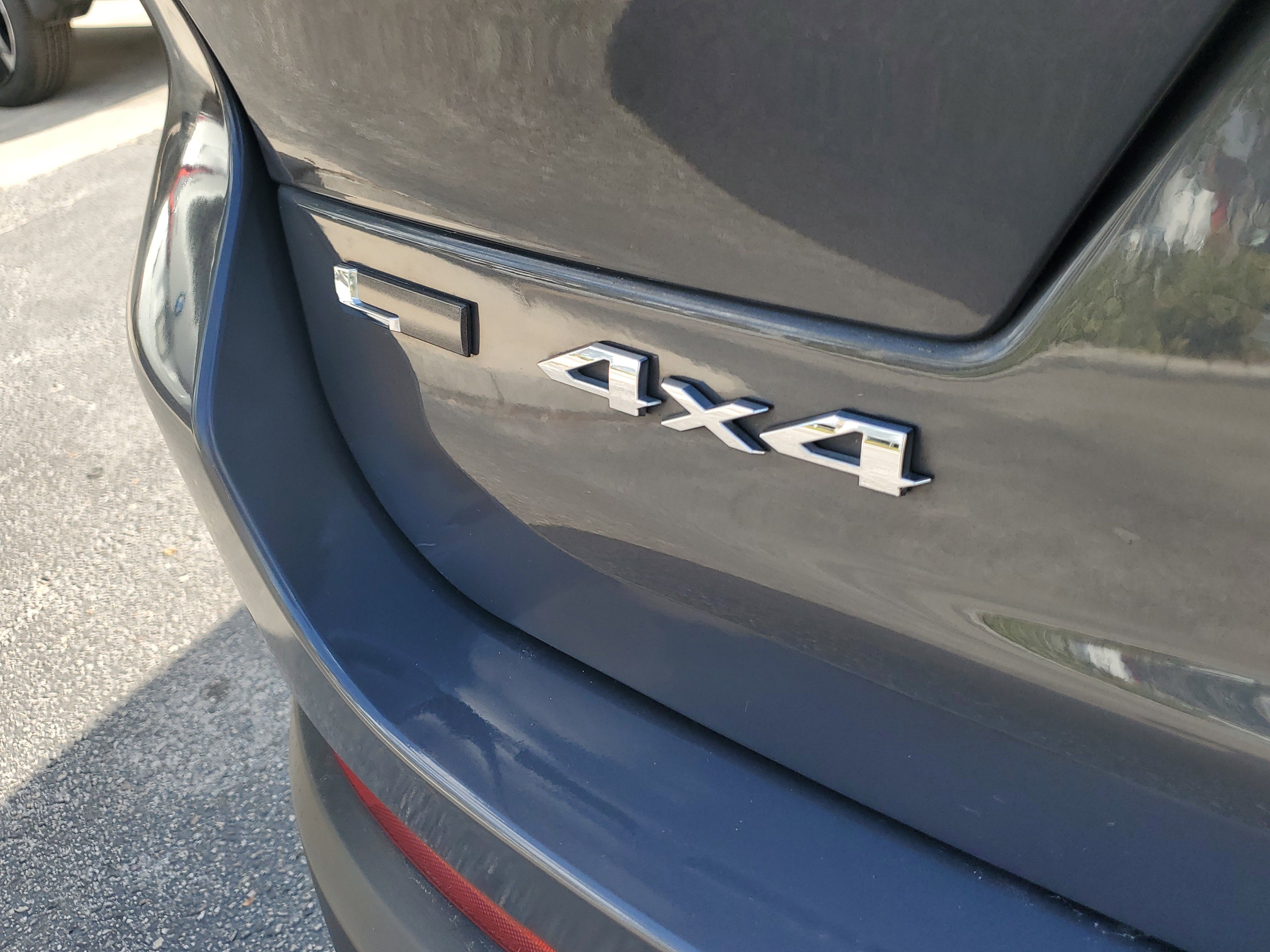 Used 2022 Jeep Grand Cherokee L Limited w/ Luxury Tech Group II image 8