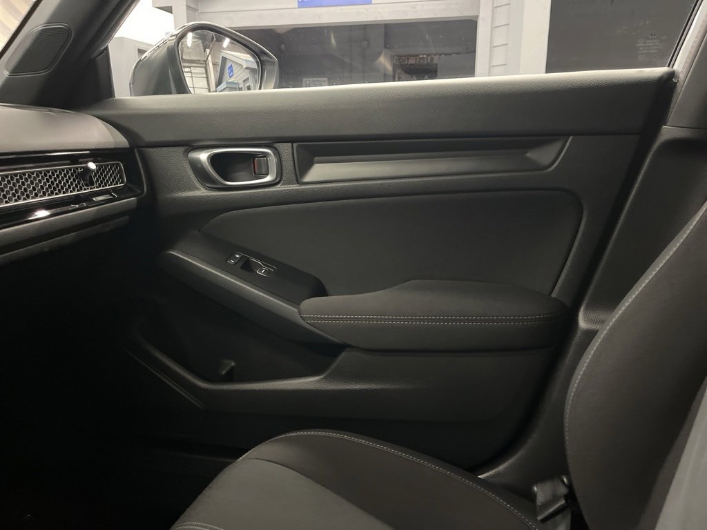 Used 2023 Honda Civic Sport image 14