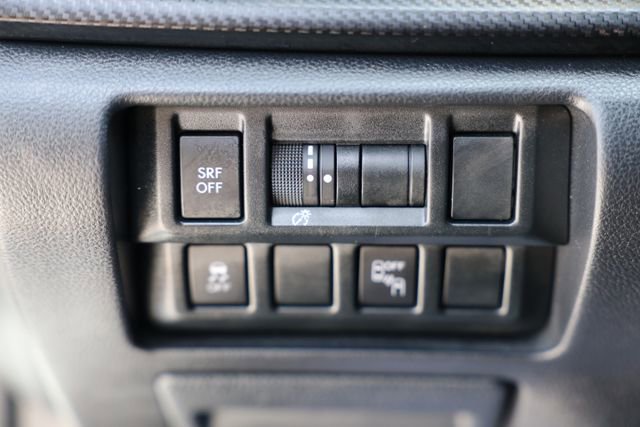 Used 2019 Subaru Crosstrek 2.0i Premium AWD/4WD image 15