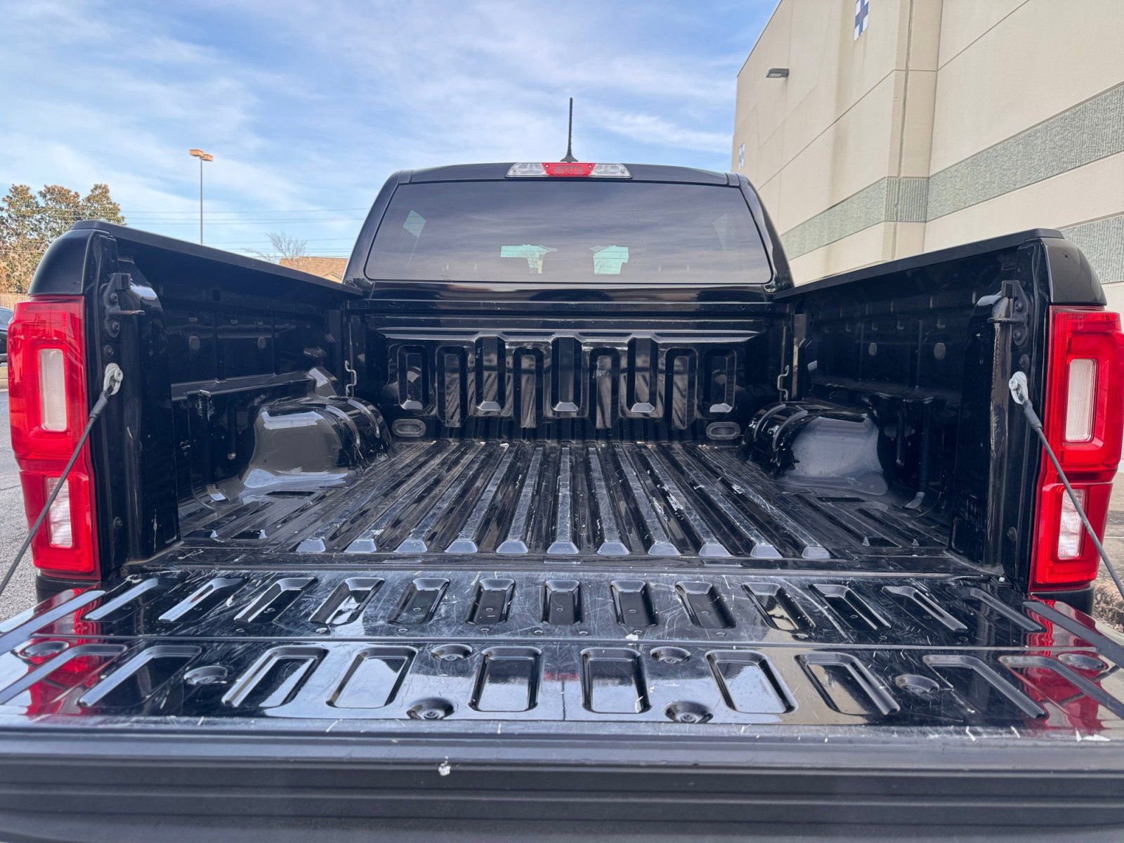 Certified 2019 Ford Ranger XLT w/ FX4 Off-Road Package image 17