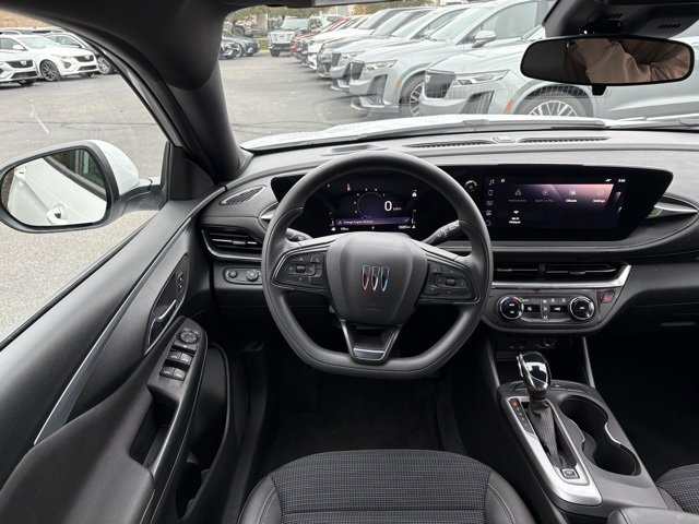 Certified 2024 Buick Envista Preferred image 22