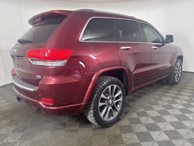 Used 2018 Jeep Grand Cherokee Overland AWD/4WD image 3