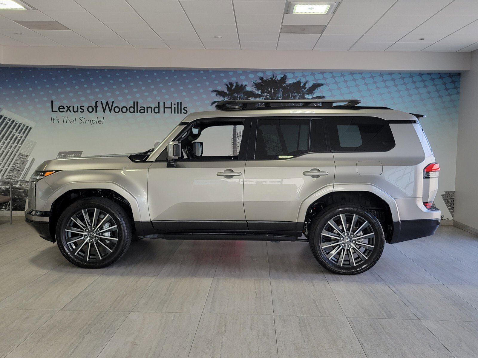 Used 2024 Lexus GX 550 w/ Accessory Package (31) image 2