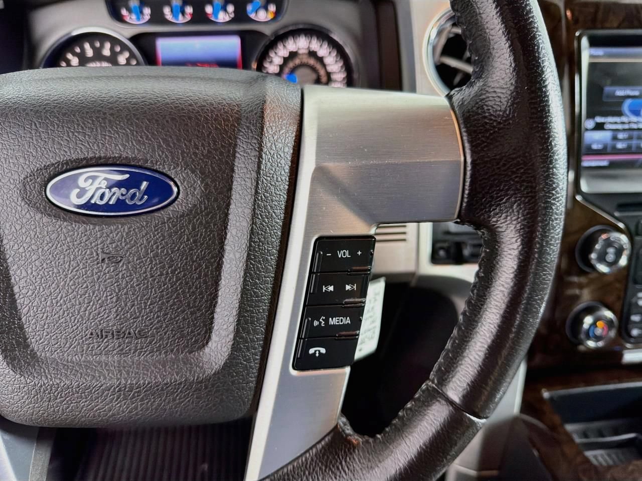 Used 2013 Ford F150 Platinum AWD/4WD image 49