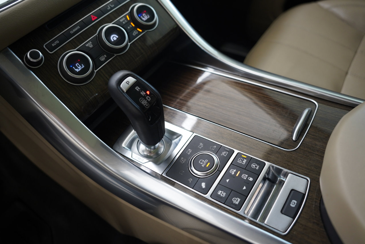 Used 2017 Land Rover Range Rover Sport Supercharged image 23