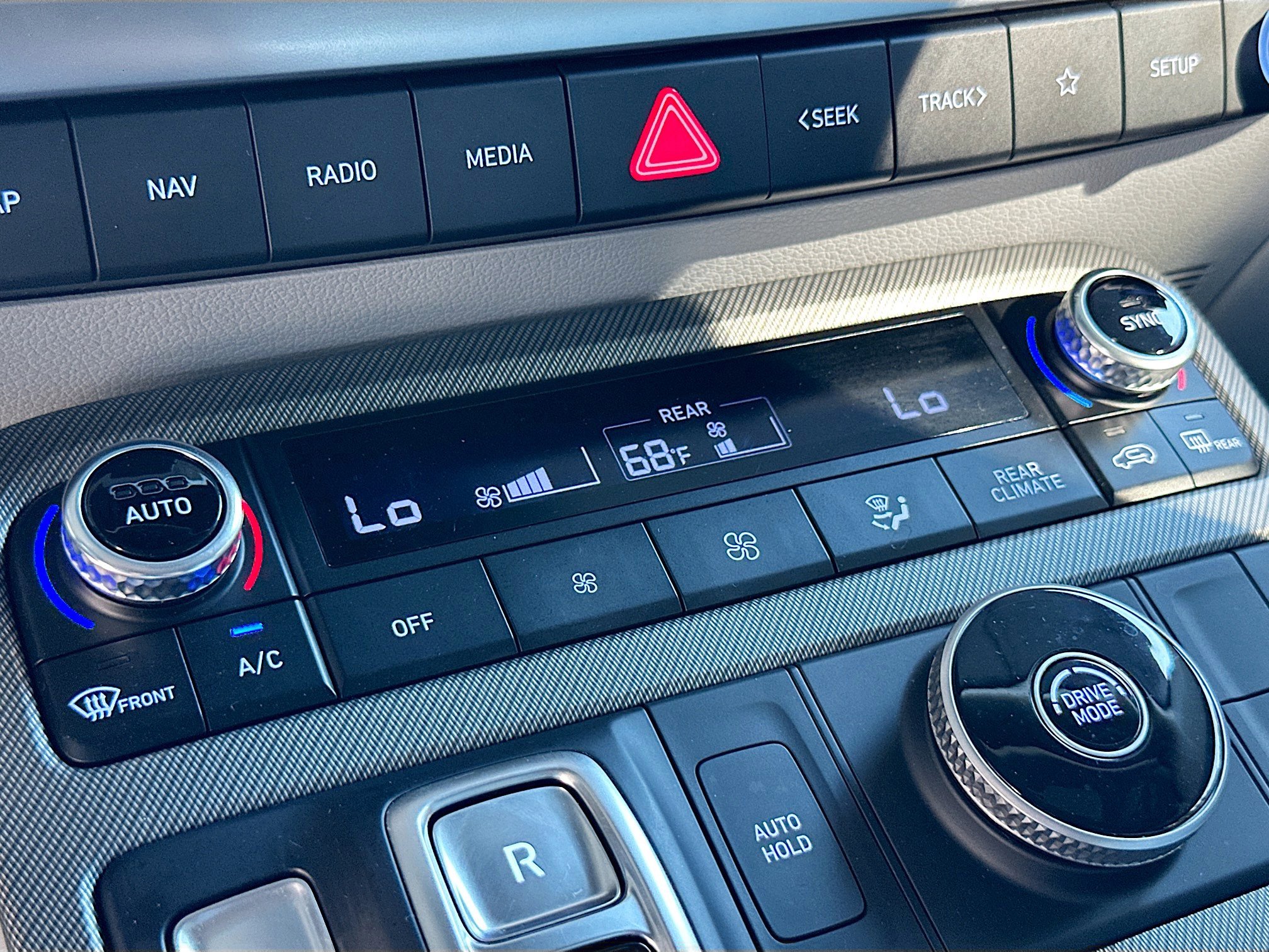 Used 2023 Hyundai Palisade SEL image 16