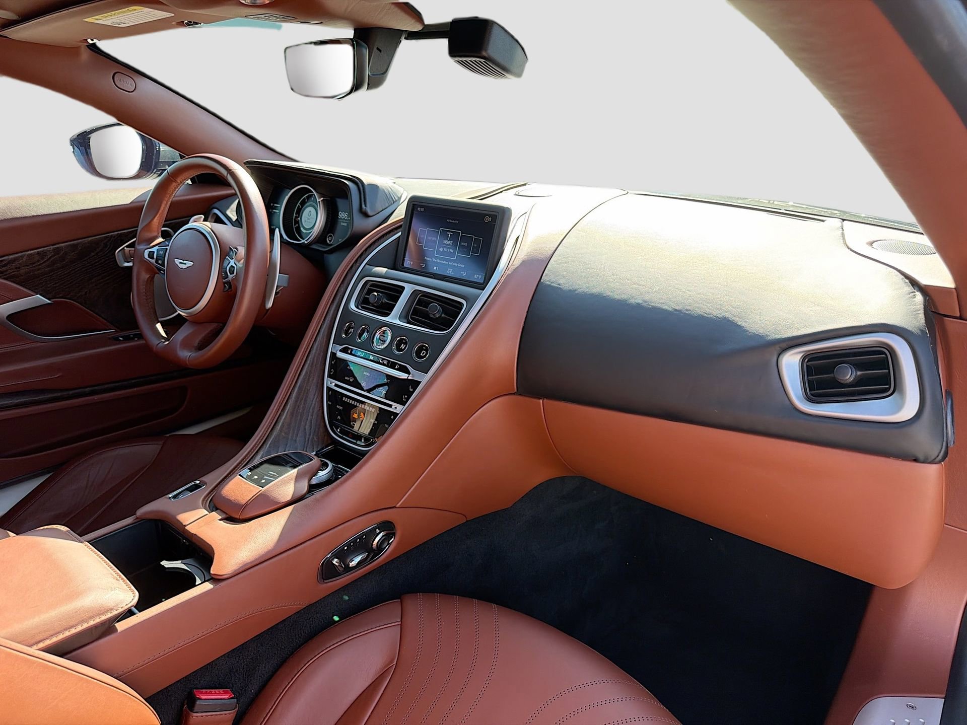 Used 2018 Aston Martin DB11 V12 image 15