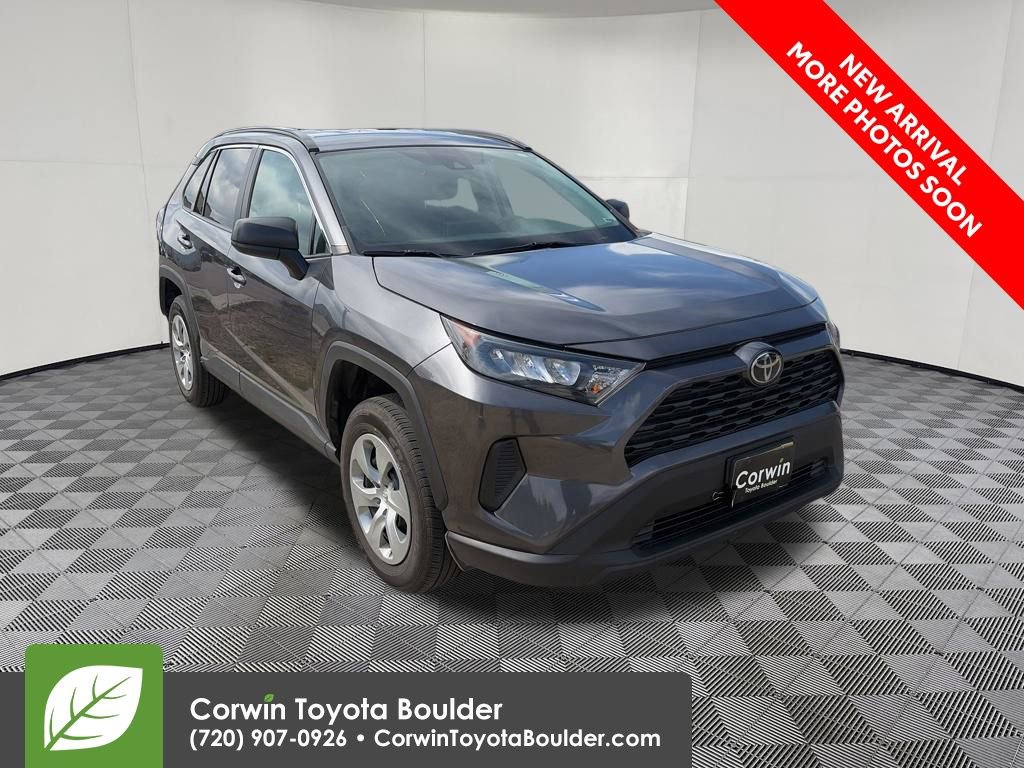 Used 2019 Toyota RAV4 LE w/ All Weather Liner Package AWD/4WD video 1