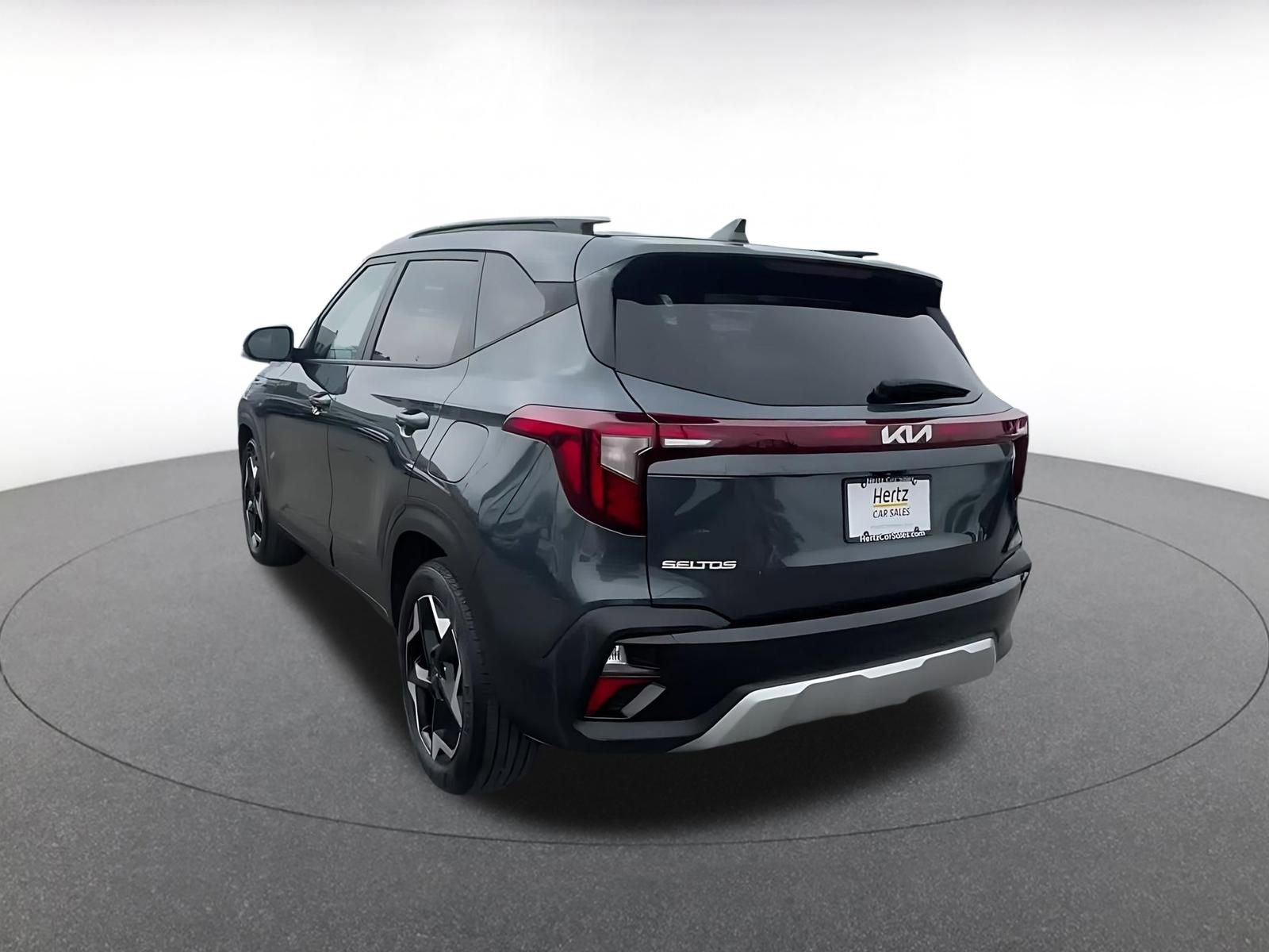 Used 2025 Kia Seltos S image 11