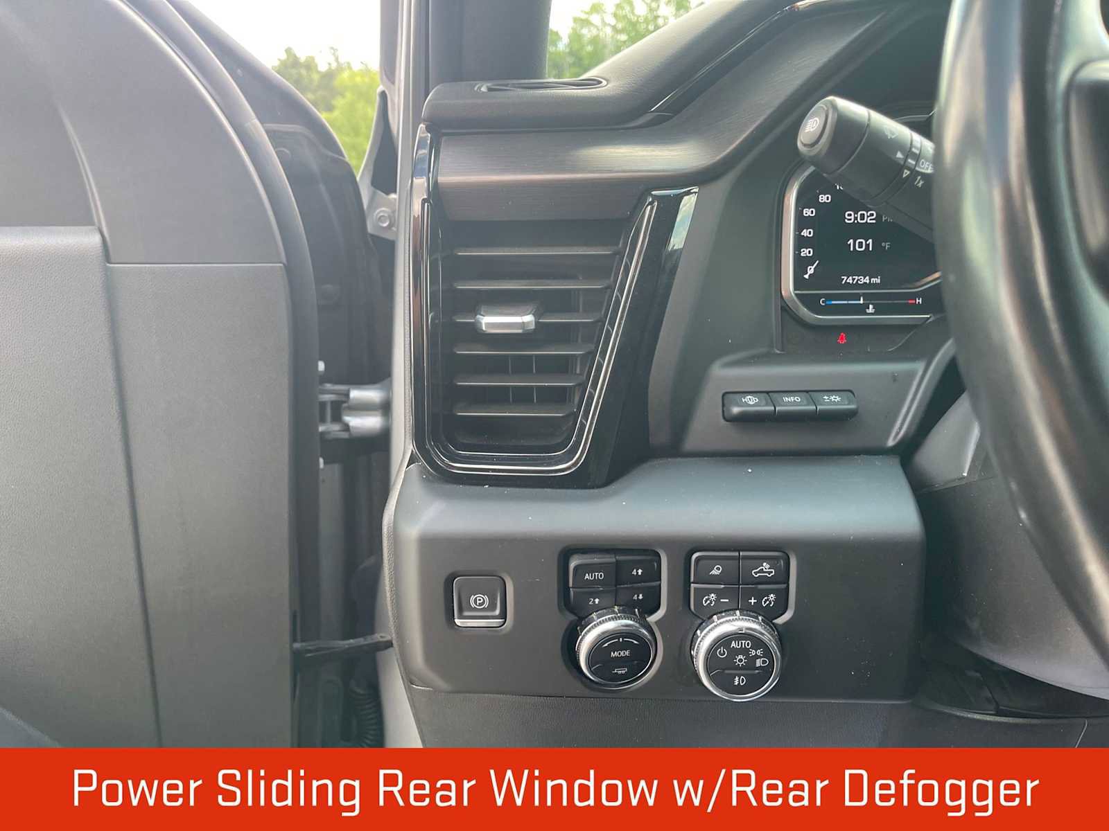 Used 2024 GMC Sierra 1500 AT4 w/ Technology Package AWD/4WD image 14
