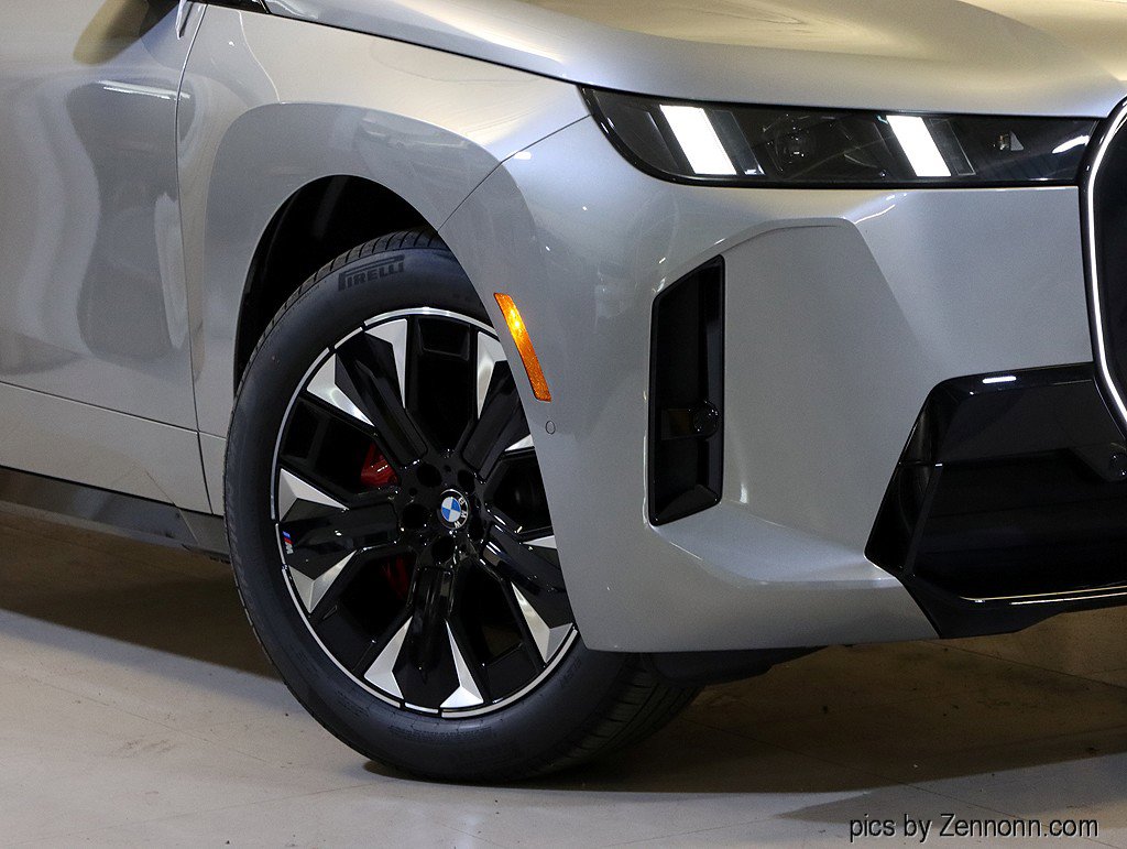 Used 2026 BMW iX xDrive45 w/ M Sport Package image 3