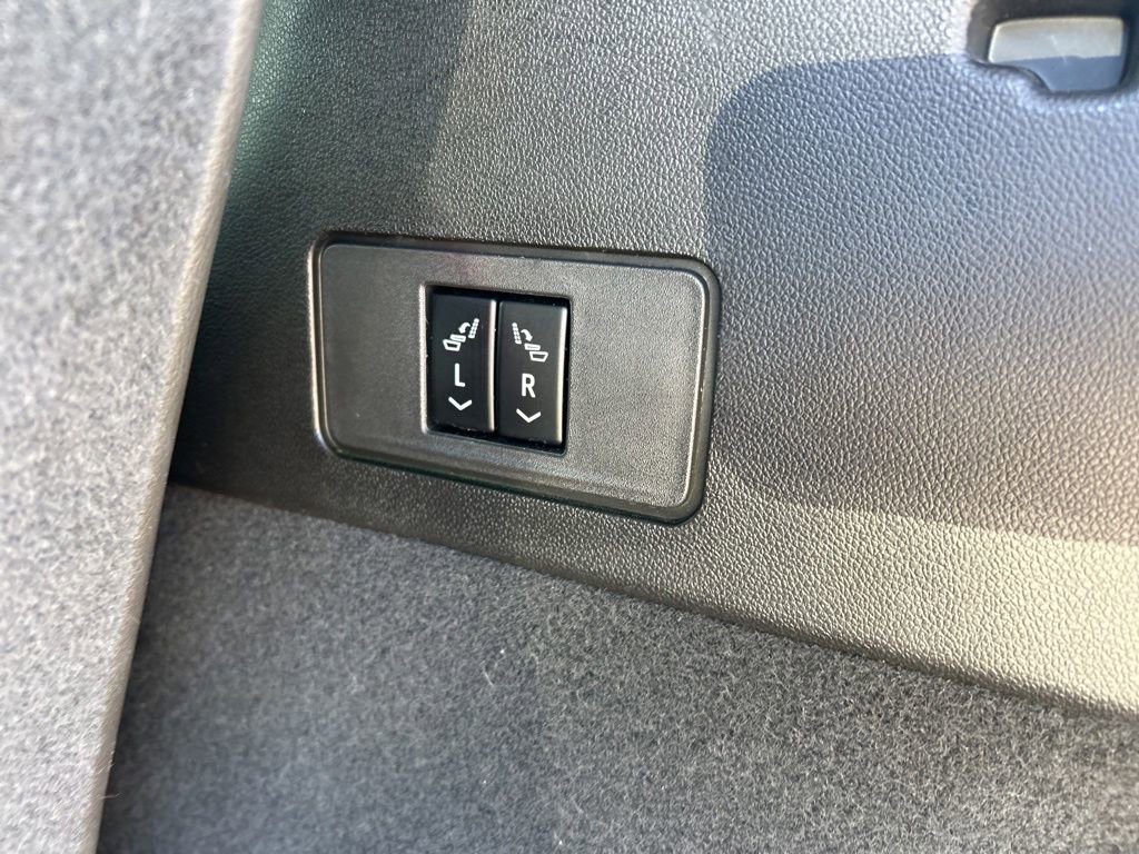 Used 2021 Cadillac XT6 Luxury FWD image 51