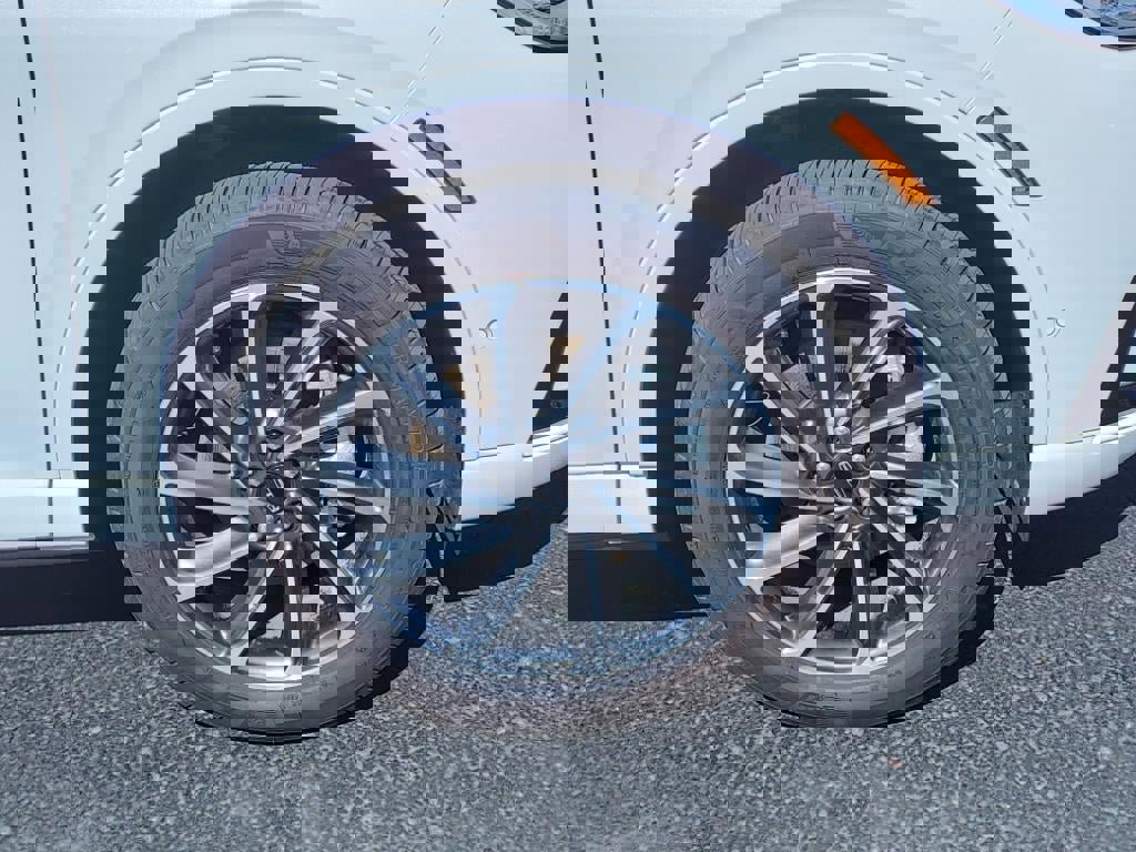 Used 2023 Lincoln Corsair Grand Touring w/ Equipment Group 302A image 31