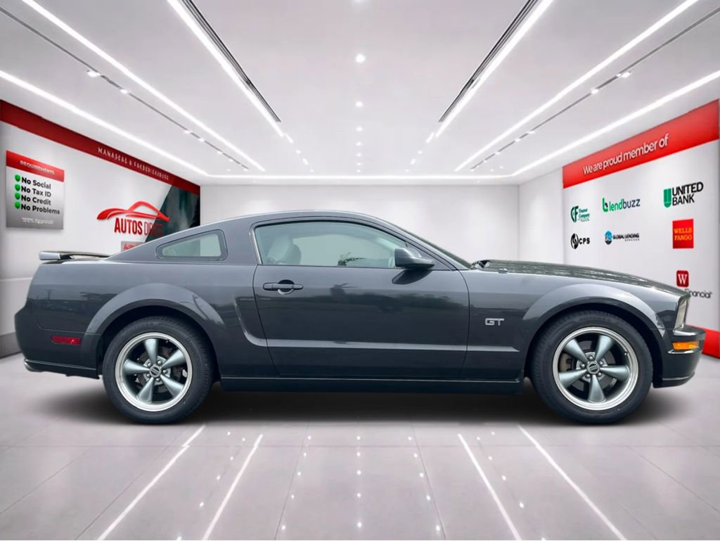 Used 2007 Ford Mustang GT RWD image 9