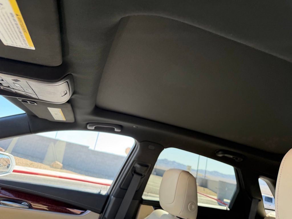 Used 2018 Cadillac XT5 Luxury w/ Driver Awareness Package FWD image 13