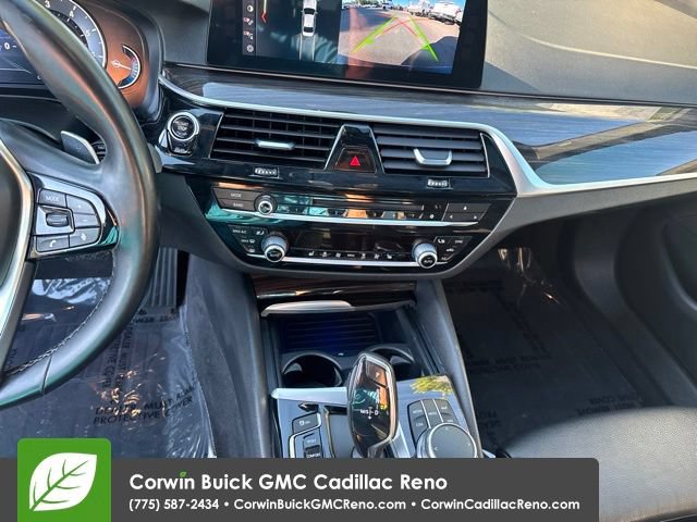 Used 2018 BMW 530i xDrive AWD/4WD image 25
