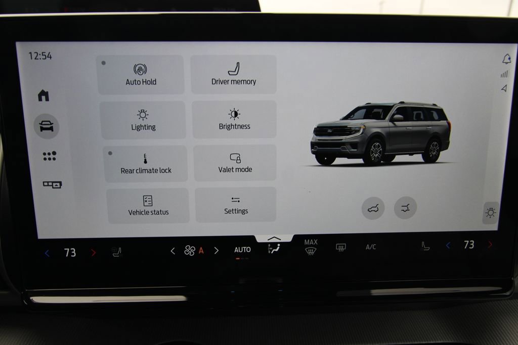 Used 2025 Ford Expedition Active image 34