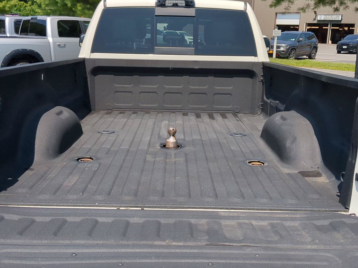 Used 2022 RAM 3500 Limited AWD/4WD image 10