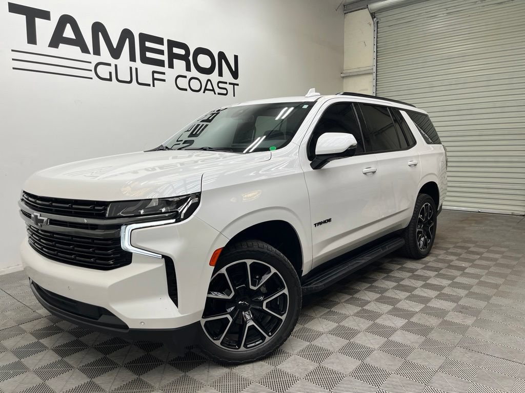 Used 2022 Chevrolet Tahoe RST w/ Luxury Package AWD/4WD image 2