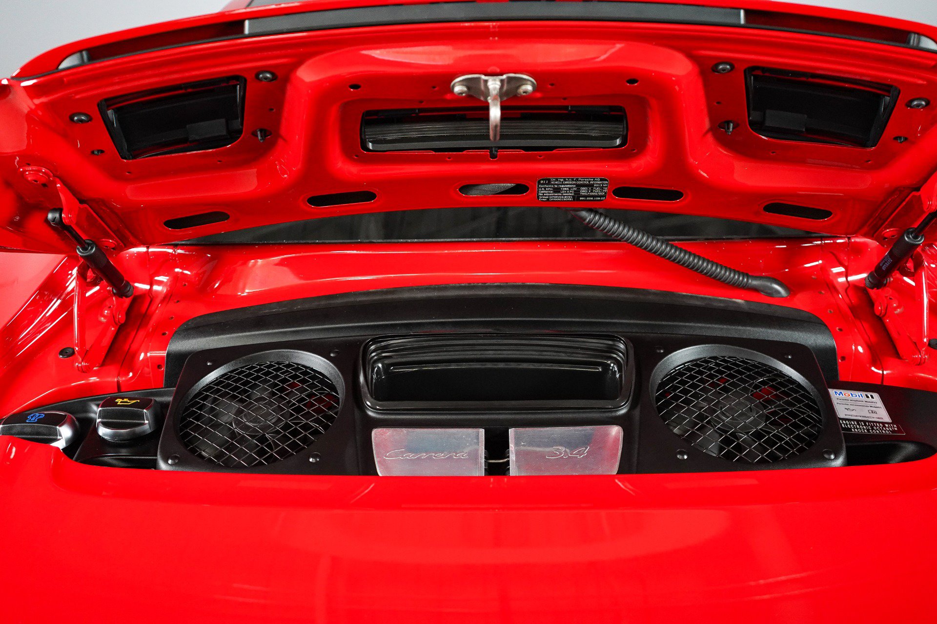 Used 2013 Porsche 911 Carrera 4 AWD/4WD image 21