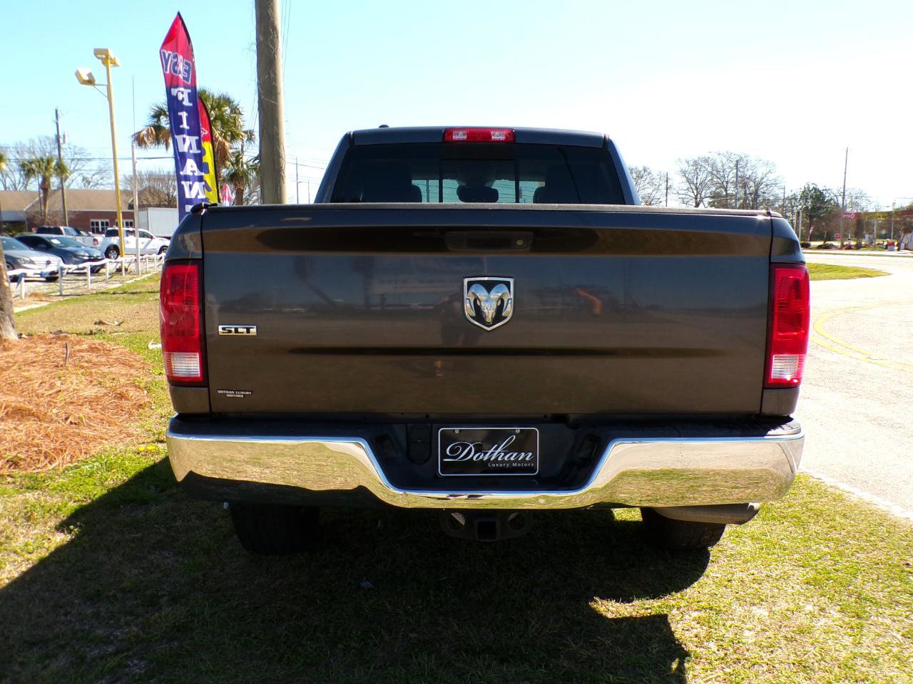 Used 2016 RAM 1500 Classic SLT image 6