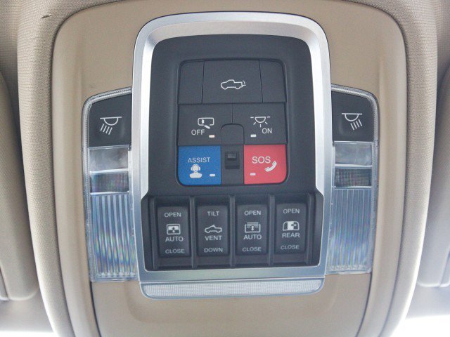 Used 2019 RAM 1500 Limited AWD/4WD image 32