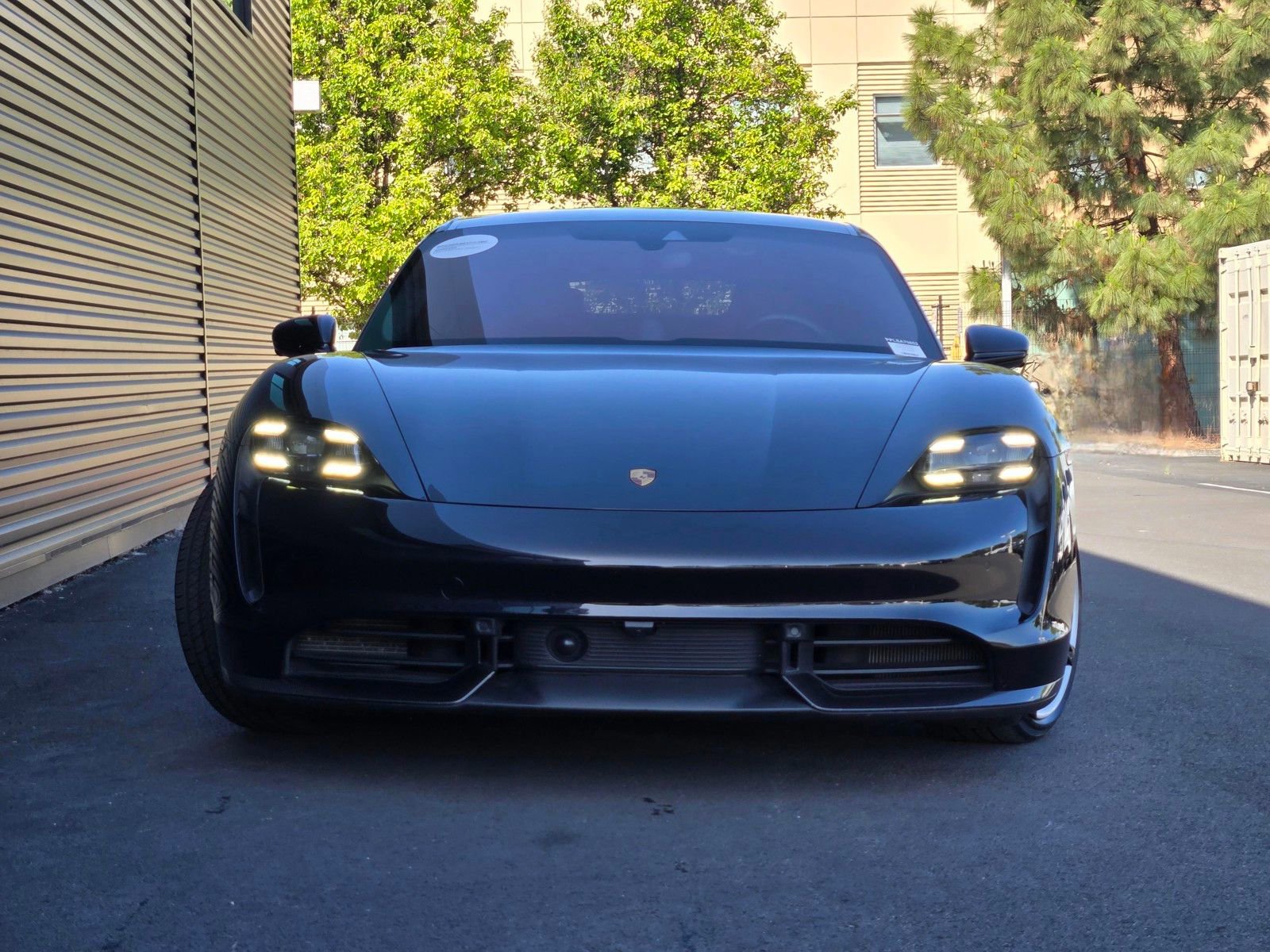 Certified 2020 Porsche Taycan Turbo S AWD/4WD image 10