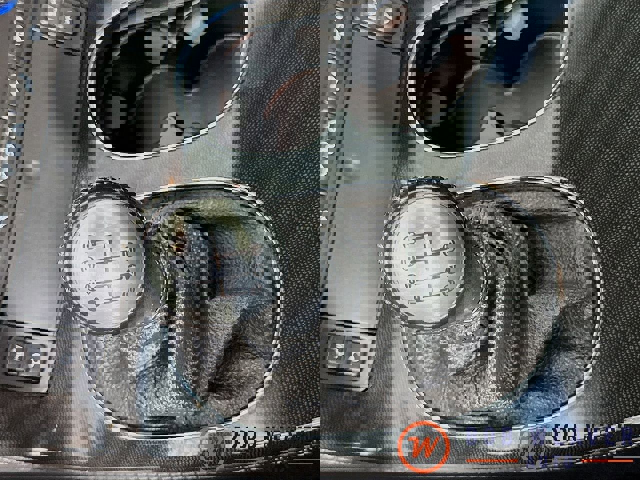 Used 2010 Chevrolet Corvette Grand Sport w/ Preferred Equipment Group image 17