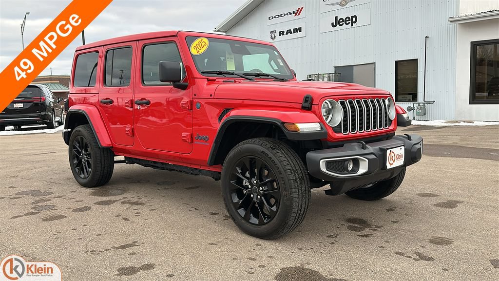 Used 2025 Jeep Wrangler Unlimited Sahara w/ Safety Group
