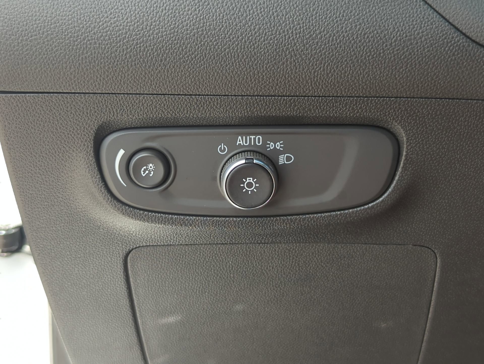 Used 2025 Buick Encore GX Sport Touring w/ Advanced Technology Package image 60