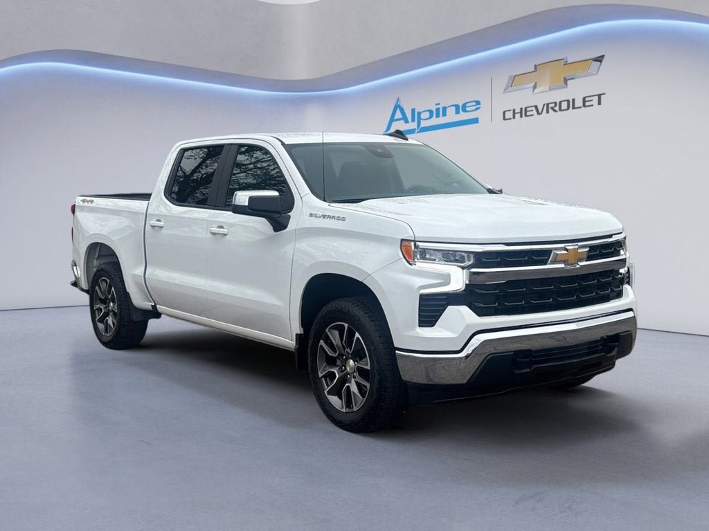Used 2024 Chevrolet Silverado 1500 LT AWD/4WD image 7