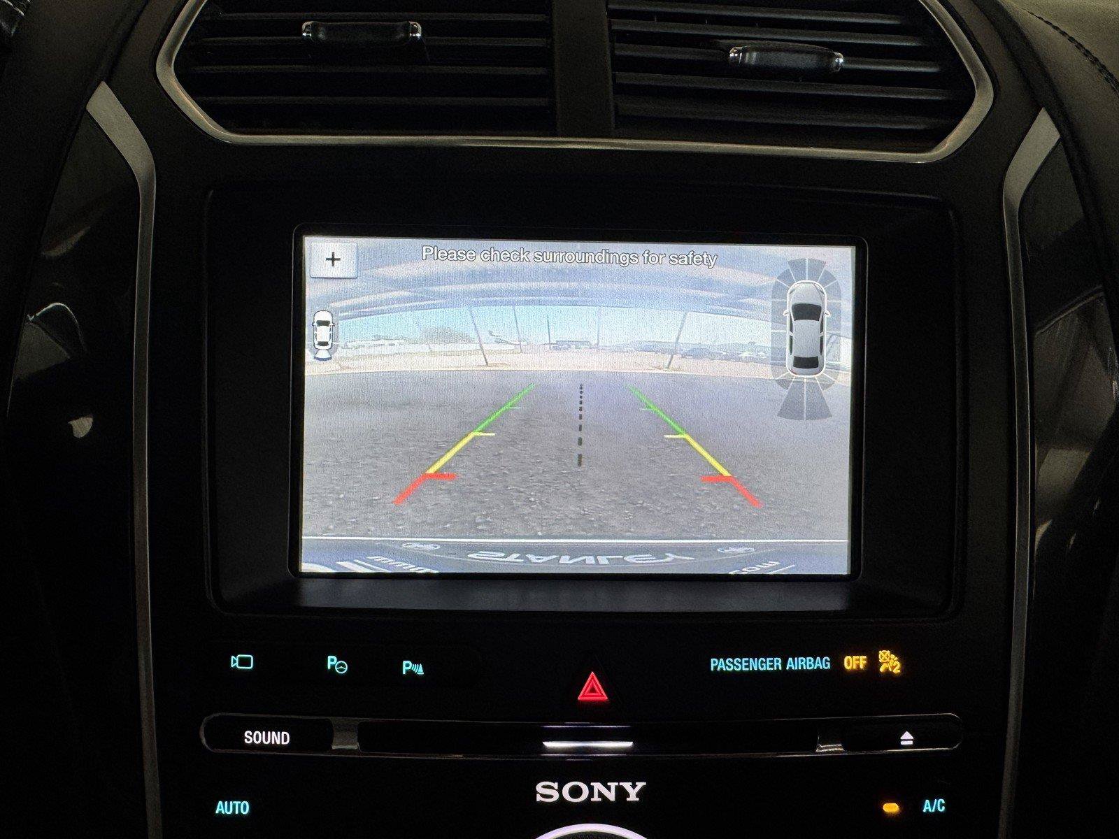 Used 2018 Ford Explorer Platinum AWD/4WD image 18