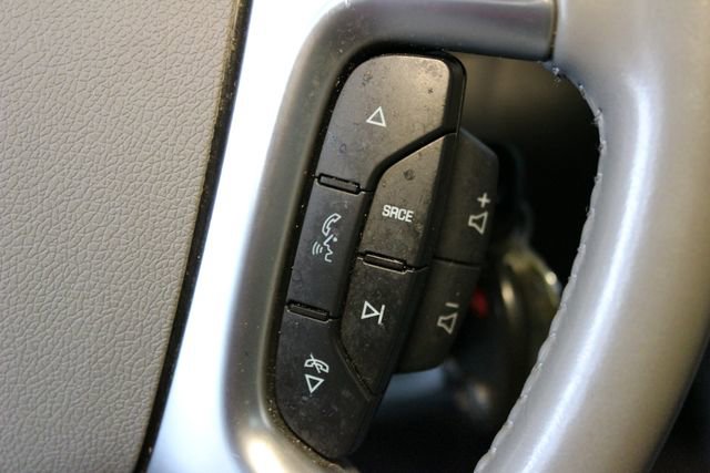 Used 2017 Chevrolet Traverse LT FWD image 23