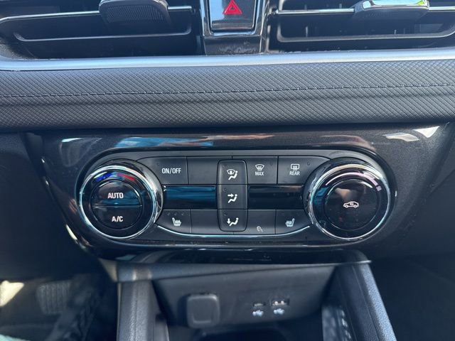 Used 2024 Chevrolet TrailBlazer LT w/ Convenience Package image 34