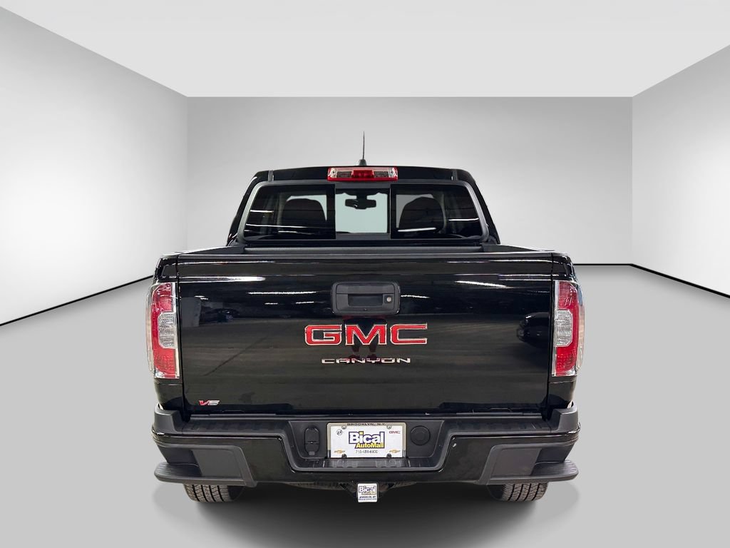 Used 2022 GMC Canyon Elevation w/ Elevation Premium Package AWD/4WD image 5
