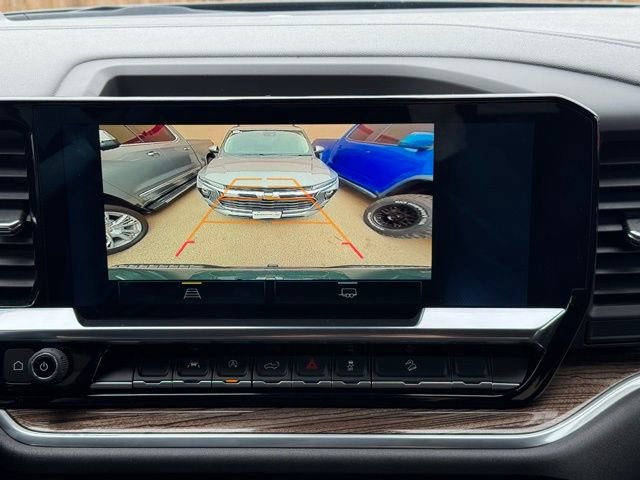 Used 2025 Chevrolet Silverado 1500 LT image 4