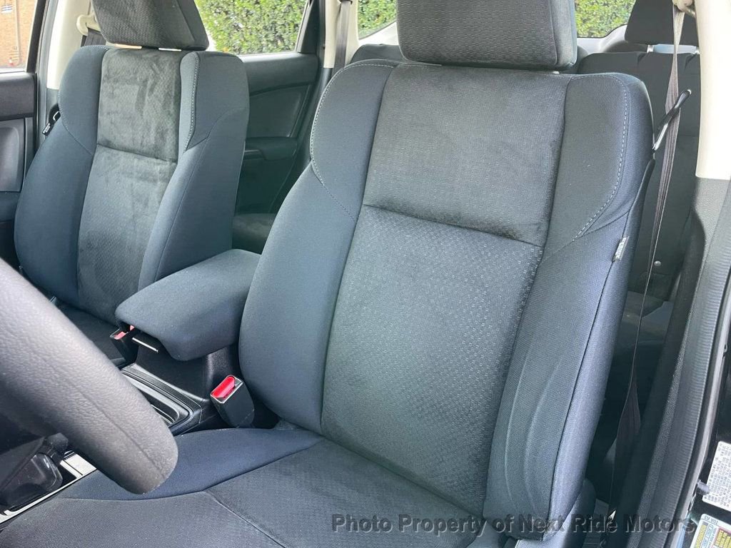 Used 2015 Honda CR-V LX image 9