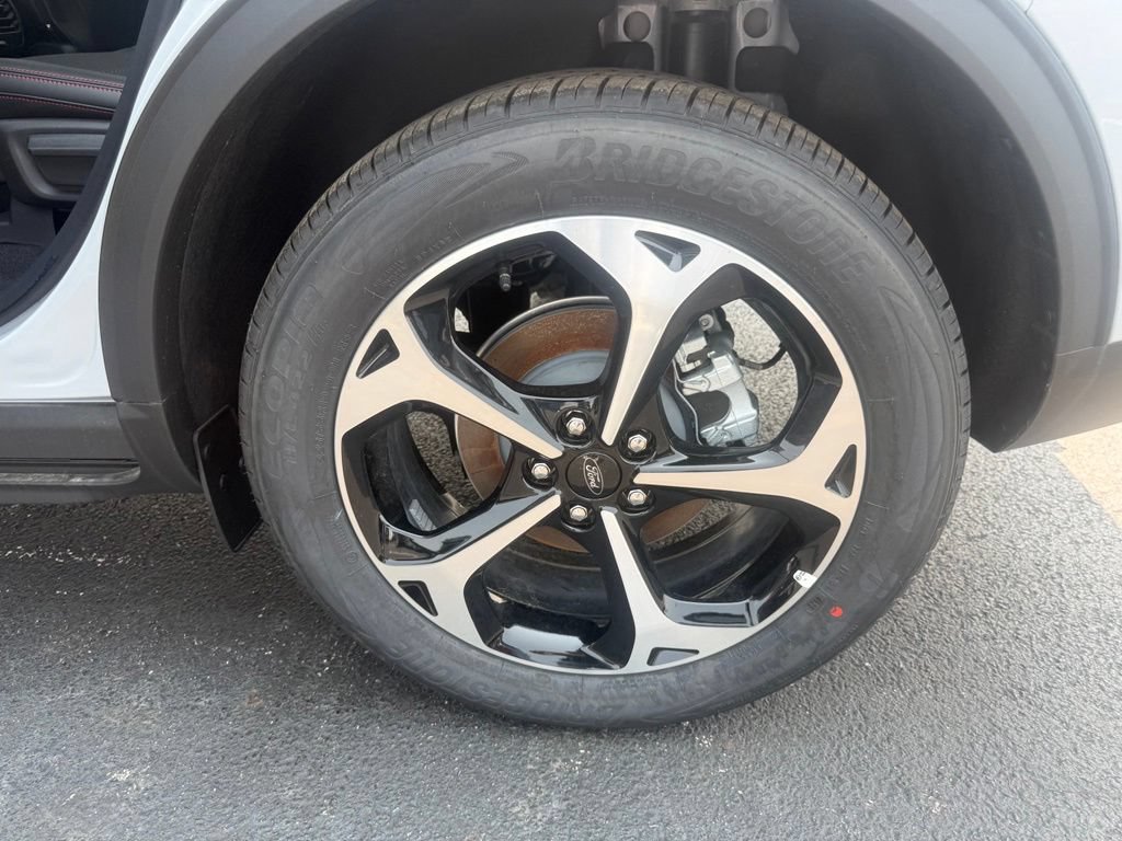 New 2026 Ford Escape ST-Line Select AWD/4WD image 30