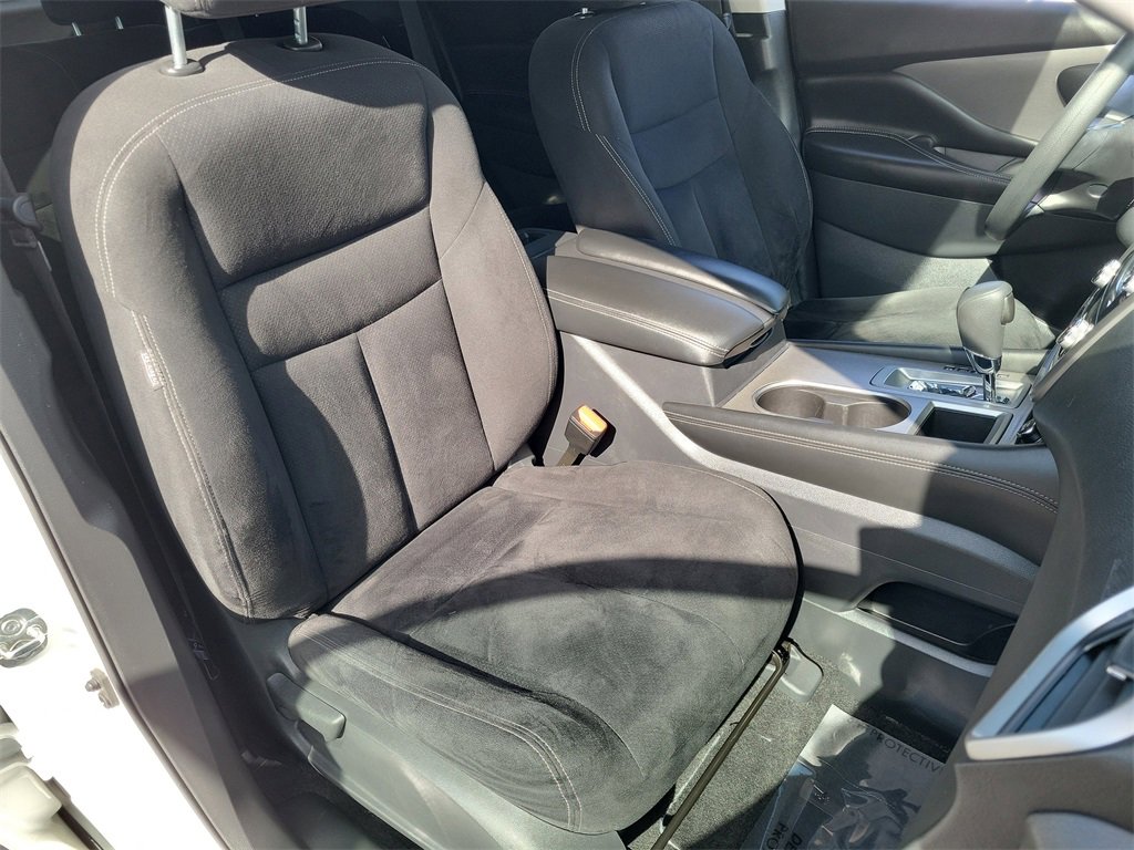 Used 2022 Nissan Murano S image 16