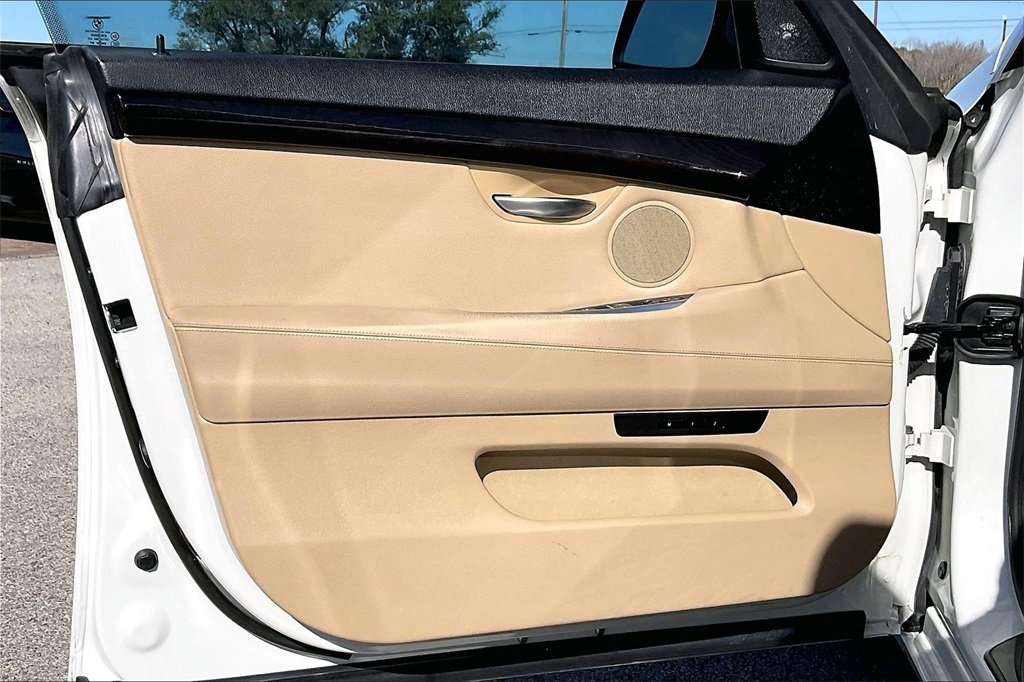 Used 2011 BMW 535i Gran Turismo image 17