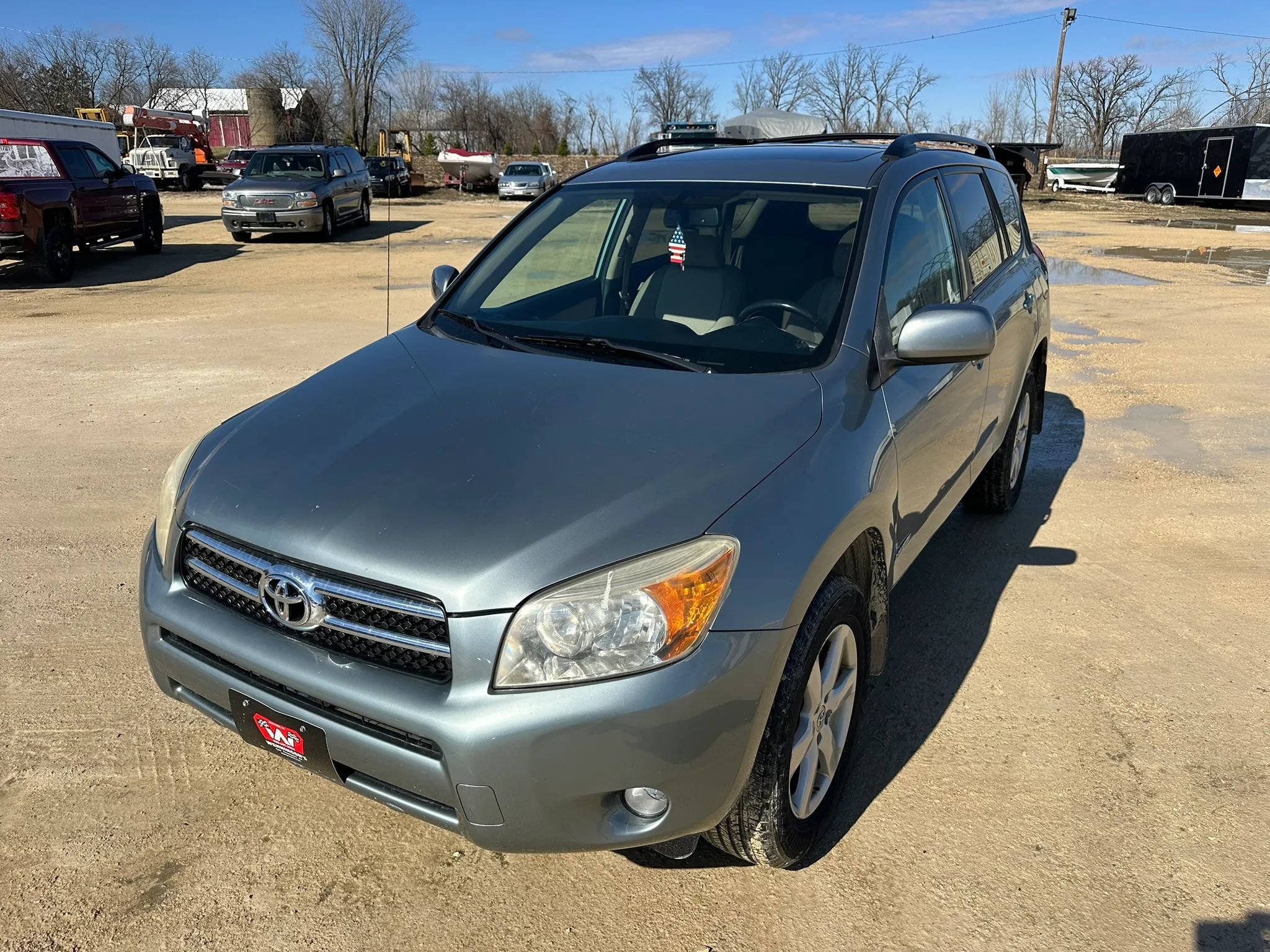 Used 2006 Toyota RAV4 Limited AWD/4WD image 2