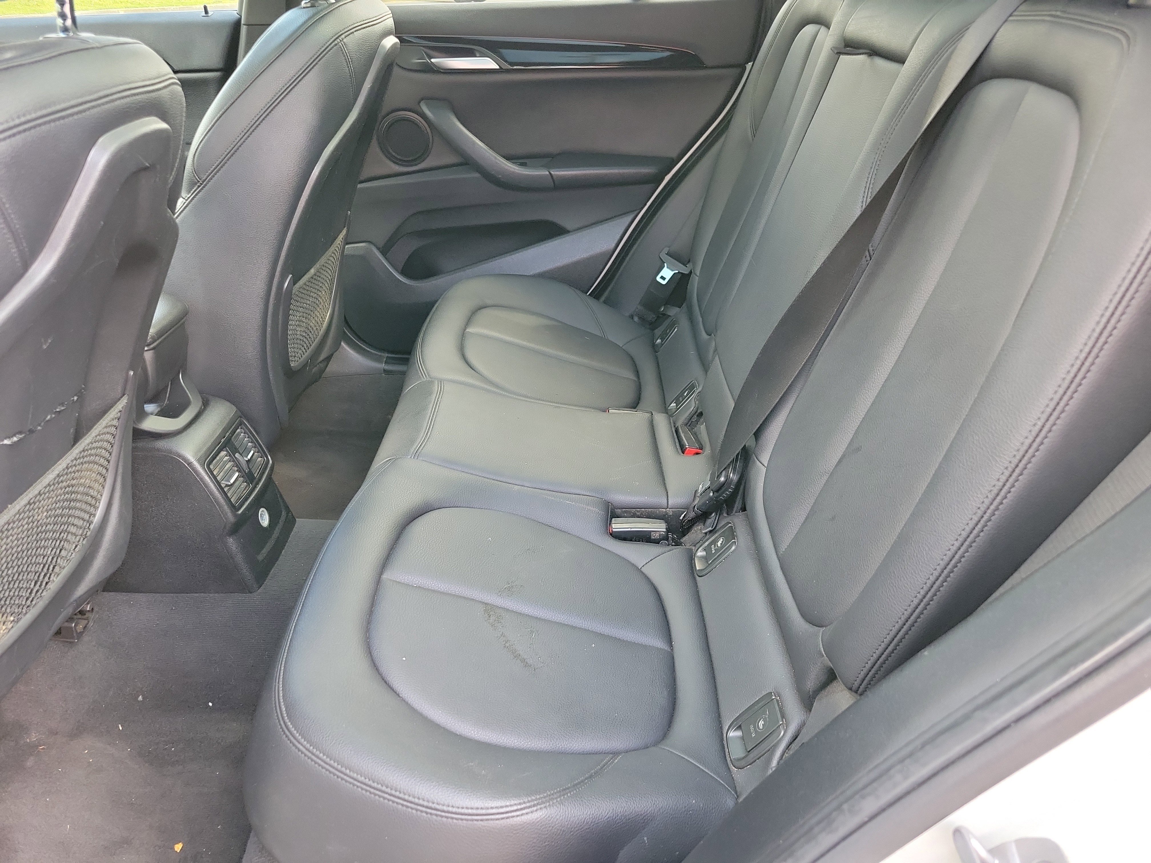 Used 2018 BMW X1 sDrive28i w/ Convenience Package image 8