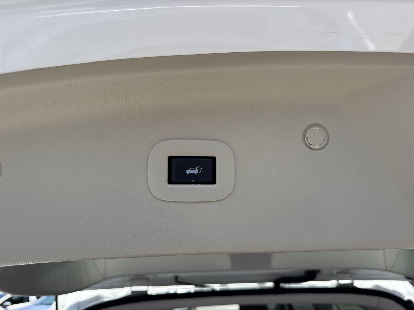 Used 2022 INFINITI QX80 Luxe w/ Cargo Package AWD/4WD image 41