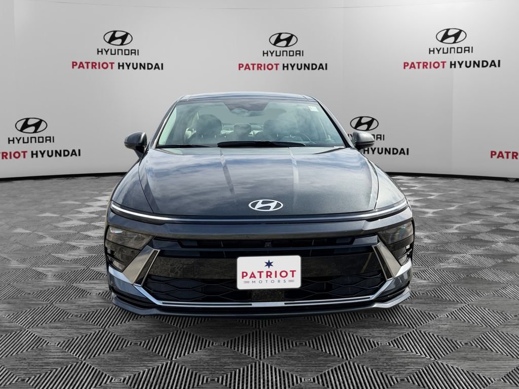 Certified 2025 Hyundai Sonata Limited FWD image 8