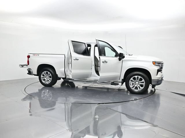 Used 2025 Chevrolet Silverado 1500 LTZ w/ LTZ Premium Package AWD/4WD image 51