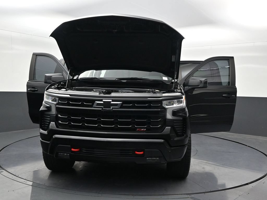 Used 2024 Chevrolet Silverado 1500 LT Trail Boss AWD/4WD image 36