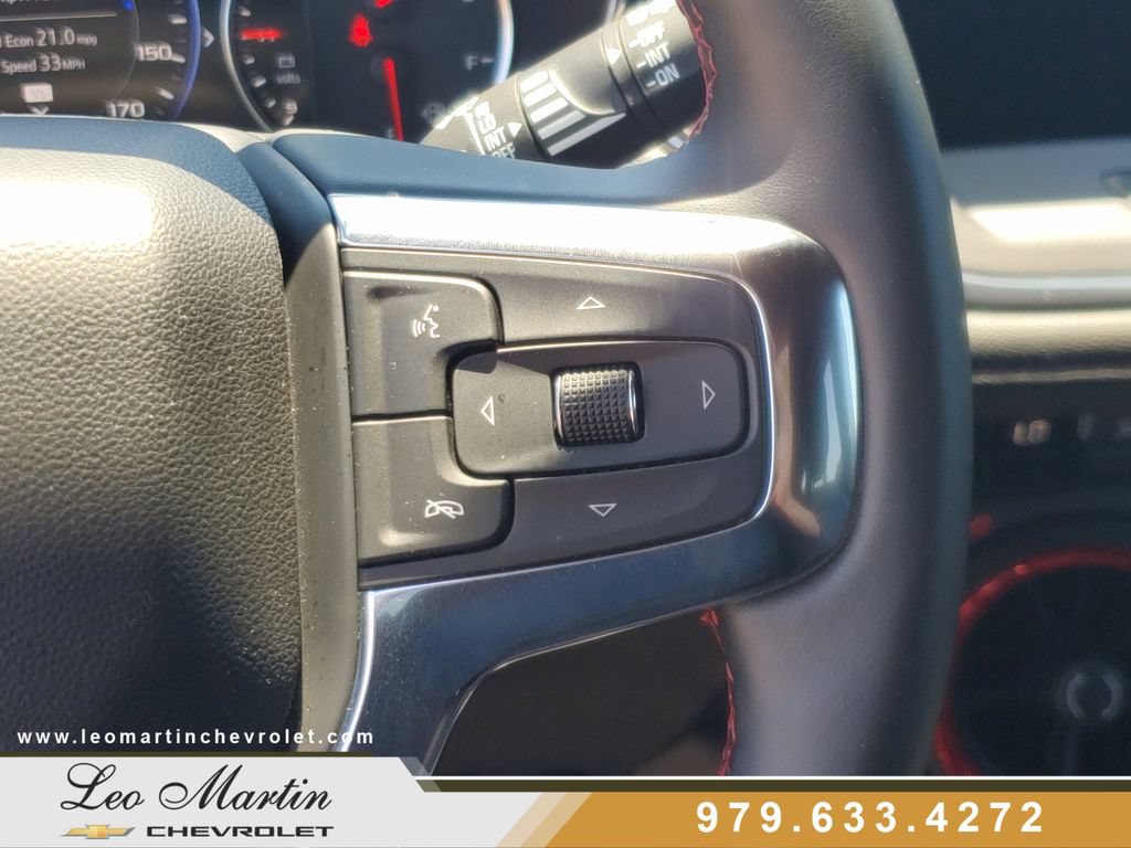 Used 2025 Chevrolet Blazer RS AWD/4WD image 24
