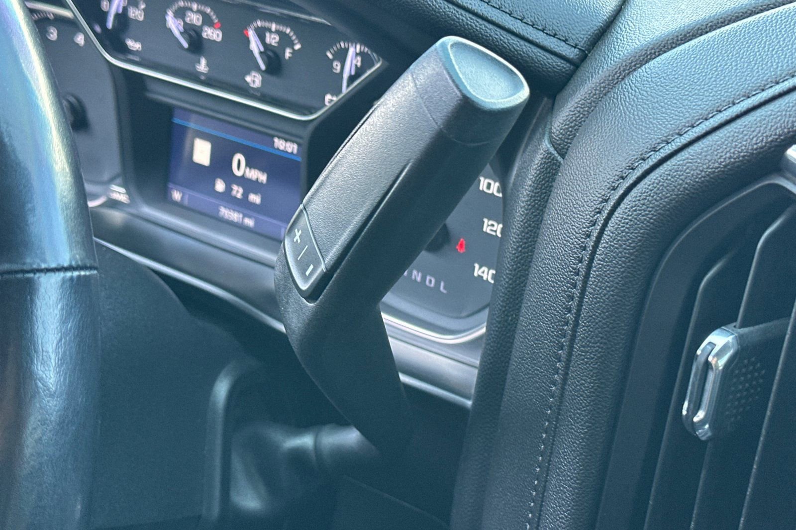 Used 2019 GMC Sierra 1500 SLT w/ SLT Premium Package image 27