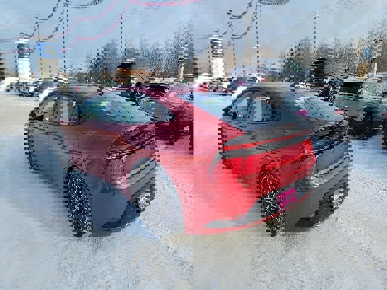 Used 2024 Toyota Prius XLE image 6